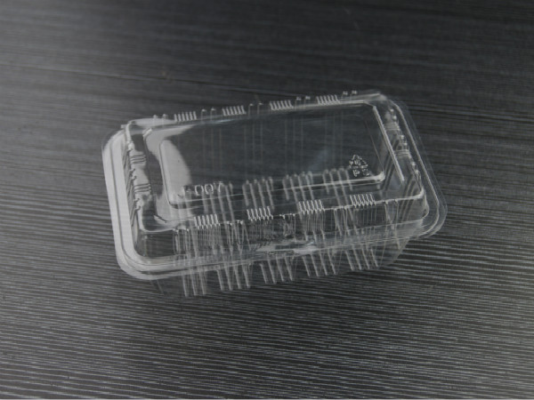 J007 plastic boxes (small one shallow)
